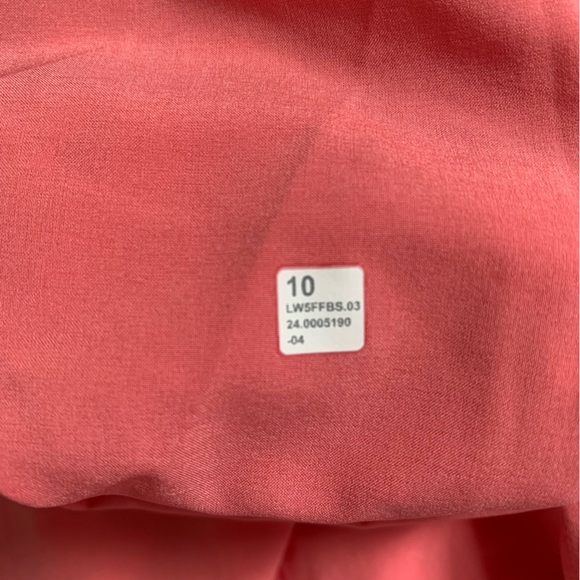 Lululemon Athletica Swift Mid-Rise Wide-Leg Pant Pink
Size 10 - Picture 4 of 6